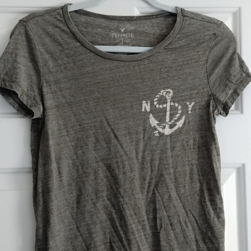 Simple t-shirt